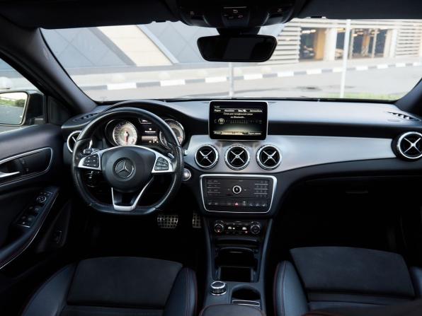 Mercedes-Benz GLA I (X156) с пробегом 2015 года, цена 1 848 000 рублей, 125578 км, внедорожник, Автокод Объявления