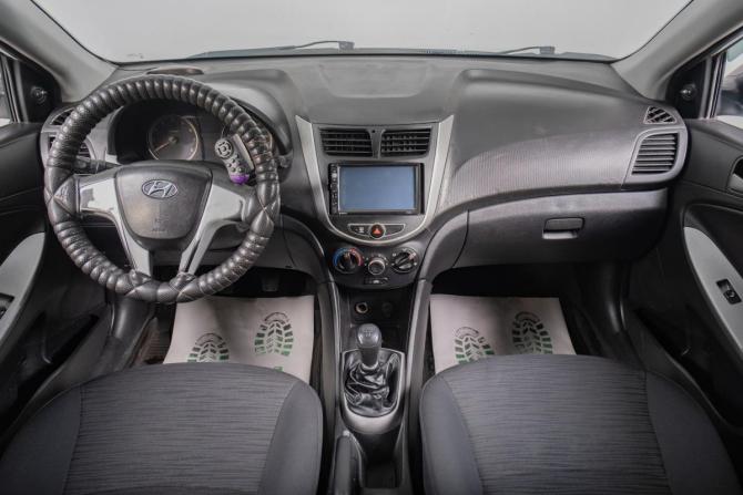 Hyundai Solaris I Рестайлинг с пробегом 2015 года, цена 829 000 рублей, 144000 км, седан, Автокод Объявления