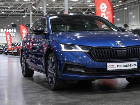 Skoda Octavia IV (A8) с пробегом 2022 года, цена 3 059 100 рублей, 79230 км, лифтбек, Автокод Объявления