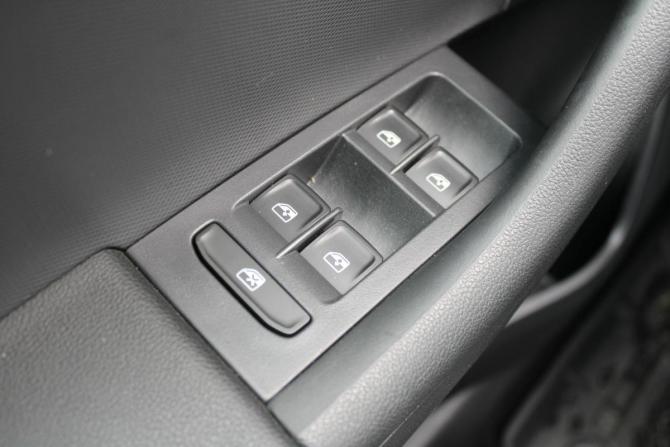 Skoda Rapid I Рестайлинг с пробегом 2019 года, цена 1 390 000 рублей, 118000 км, лифтбек, Автокод Объявления