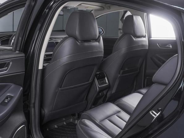 Omoda S5 с пробегом 2023 года, цена 1 680 000 рублей, 33532 км, седан, Автокод Объявления