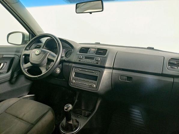 Skoda Fabia II Рестайлинг с пробегом 2010 года, цена 455 000 рублей, 185275 км, универсал, Автокод Объявления