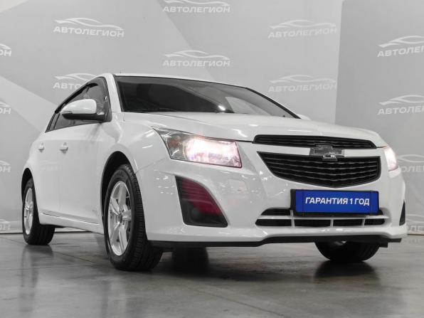 Chevrolet Cruze I Рестайлинг с пробегом 2013 года, цена 700 000 рублей, 198000 км, хэтчбек, Автокод Объявления