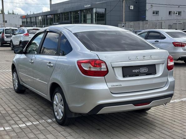 Lada (ВАЗ) Granta I Рестайлинг с пробегом 2022 года, цена 719 000 рублей, 49000 км, лифтбек, Автокод Объявления