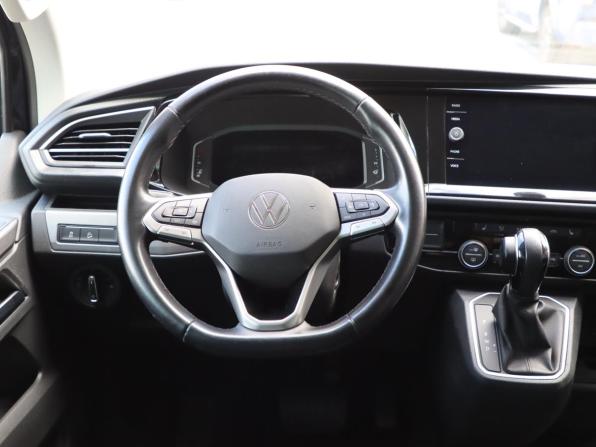 Volkswagen Multivan T6 Рестайлинг с пробегом 2022 года, цена 6 350 000 рублей, 140197 км, минивэн, Автокод Объявления