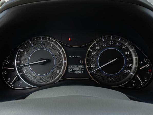 Infiniti QX80 I Рестайлинг с пробегом 2015 года, цена 2 930 000 рублей, 201854 км, внедорожник, Автокод Объявления