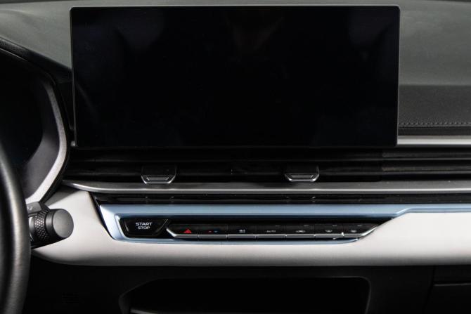 Geely Emgrand 7 II с пробегом 2023 года, цена 1 669 000 рублей, 57000 км, седан, Автокод Объявления