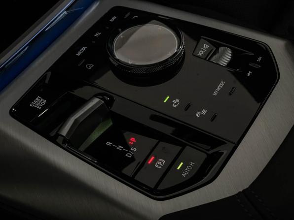 BMW X3 IV (G45/G48) с пробегом 2024 года, цена 7 986 000 рублей, 5587 км, внедорожник, Автокод Объявления