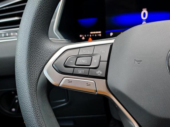 Volkswagen Tiguan II Рестайлинг с пробегом 2022 года, цена 3 710 000 рублей, 66418 км, внедорожник, Автокод Объявления