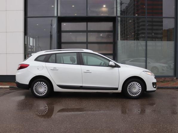 Renault Megane III Рестайлинг с пробегом 2012 года, цена 529 000 рублей, 181000 км, универсал, Автокод Объявления