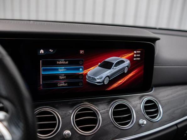 Mercedes-Benz E-Класс V (W213 S213 C238) Рестайлинг с пробегом 2020 года, цена 4 699 000 рублей, 87162 км, седан, Автокод Объявления