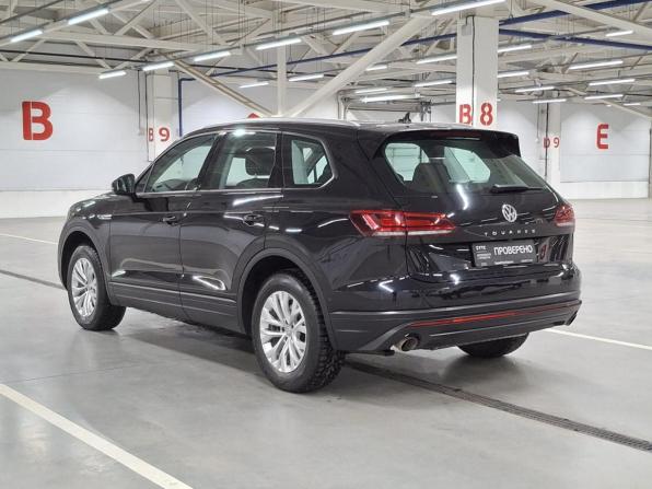 Volkswagen Touareg III с пробегом 2018 года, цена 4 080 000 рублей, 126108 км, внедорожник, Автокод Объявления