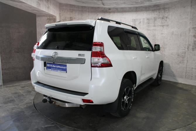 Toyota Land Cruiser Prado 150 Series Рестайлинг 1 с пробегом 2013 года, цена 3 085 000 рублей, 254466 км, внедорожник, Автокод Объявления