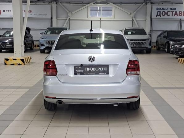 Volkswagen Polo V Рестайлинг с пробегом 2017 года, цена 1 150 000 рублей, 108000 км, седан, Автокод Объявления