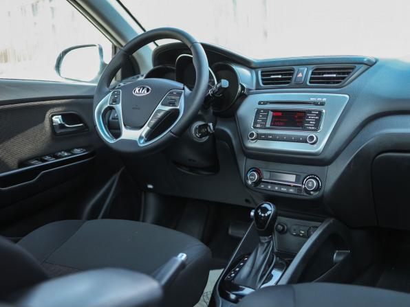 Kia Rio III Рестайлинг с пробегом 2016 года, цена 1 260 000 рублей, 75727 км, седан, Автокод Объявления