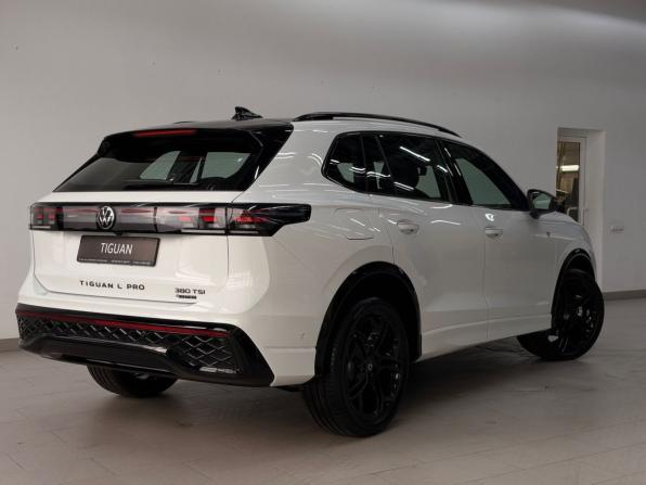 Volkswagen Tiguan III (China Market) с пробегом 2026 года, цена 4 940 000 рублей, 45 км, внедорожник, Автокод Объявления