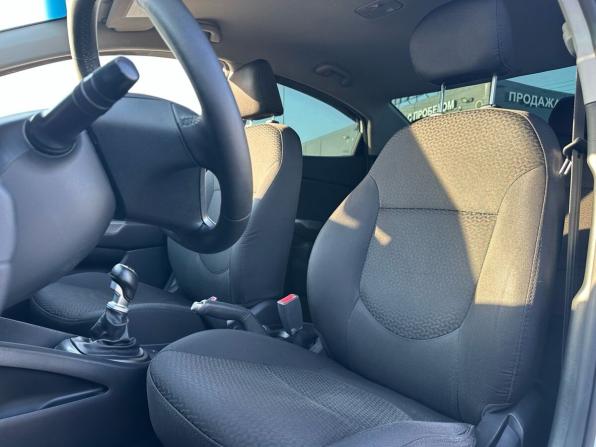 Kia Rio III Рестайлинг с пробегом 2015 года, цена 1 049 000 рублей, 141251 км, седан, Автокод Объявления
