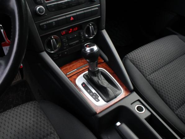 Audi A3 II (8P) Рестайлинг 2 с пробегом 2011 года, цена 985 000 рублей, 116000 км, хэтчбек, Автокод Объявления