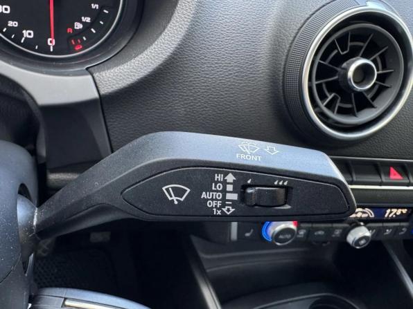 Audi A3 III (8V) Рестайлинг с пробегом 2019 года, цена 2 350 000 рублей, 40275 км, седан, Автокод Объявления