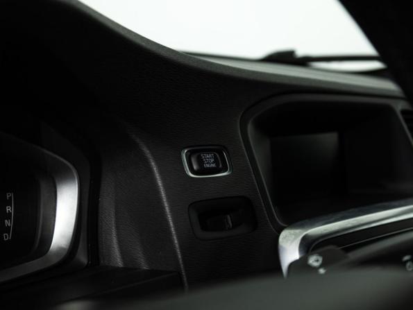 Volvo S60 II Рестайлинг с пробегом 2014 года, цена 1 599 700 рублей, 166108 км, седан, Автокод Объявления