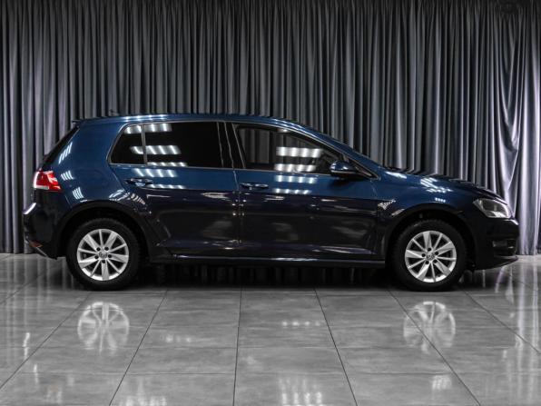 Volkswagen Golf VII с пробегом 2016 года, цена 1 096 000 рублей, 222533 км, хэтчбек, Автокод Объявления