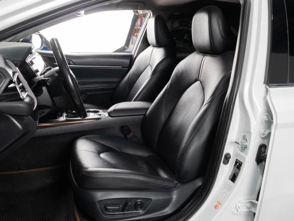 Toyota Camry VIII (XV70) с пробегом 2018 года, цена 2 750 000 рублей, 132812 км, седан, Автокод Объявления