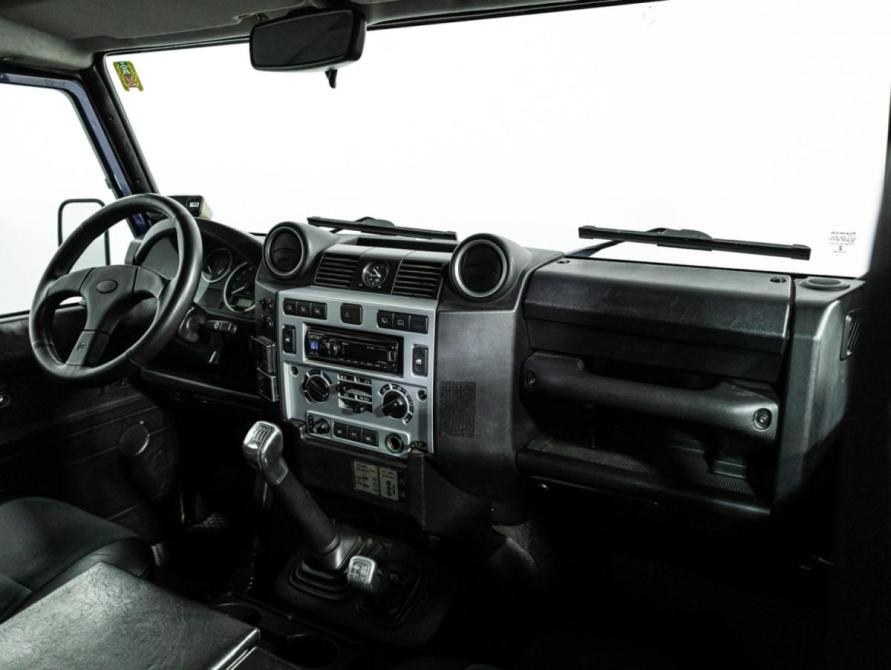 Land Rover Defender I Рестайлинг Санкт-Петербург  - изображение 10