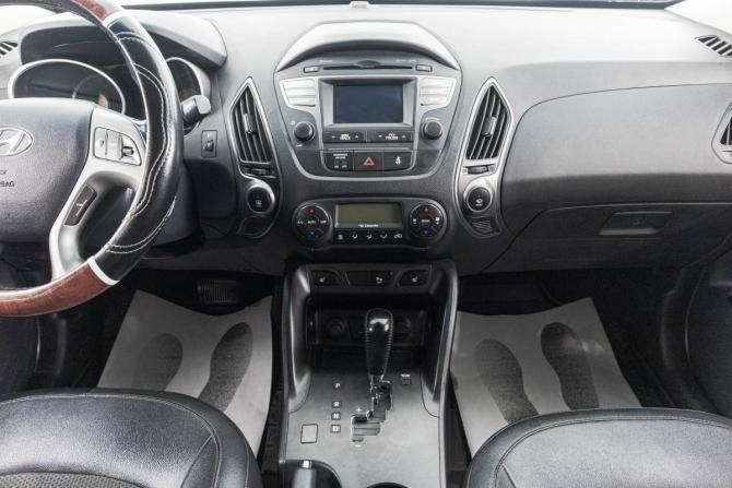 Hyundai ix35 I Рестайлинг с пробегом 2014 года, цена 1 499 000 рублей, 219200 км, внедорожник, Автокод Объявления