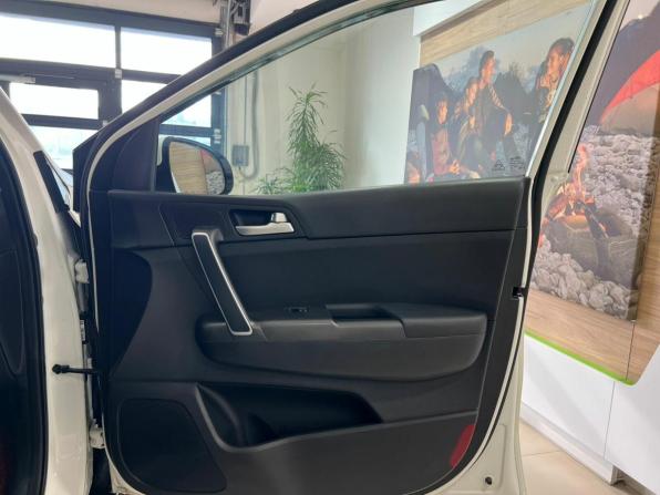 Kia Sportage IV Рестайлинг с пробегом 2020 года, цена 2 769 000 рублей, 75450 км, внедорожник, Автокод Объявления