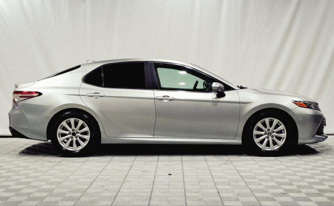 Toyota Camry VIII (XV70) с пробегом 2020 года, цена 2 350 000 рублей, 102450 км, седан, Автокод Объявления