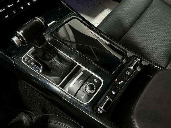 Kia Stinger I с пробегом 2018 года, цена 2 495 000 рублей, 76176 км, лифтбек, Автокод Объявления