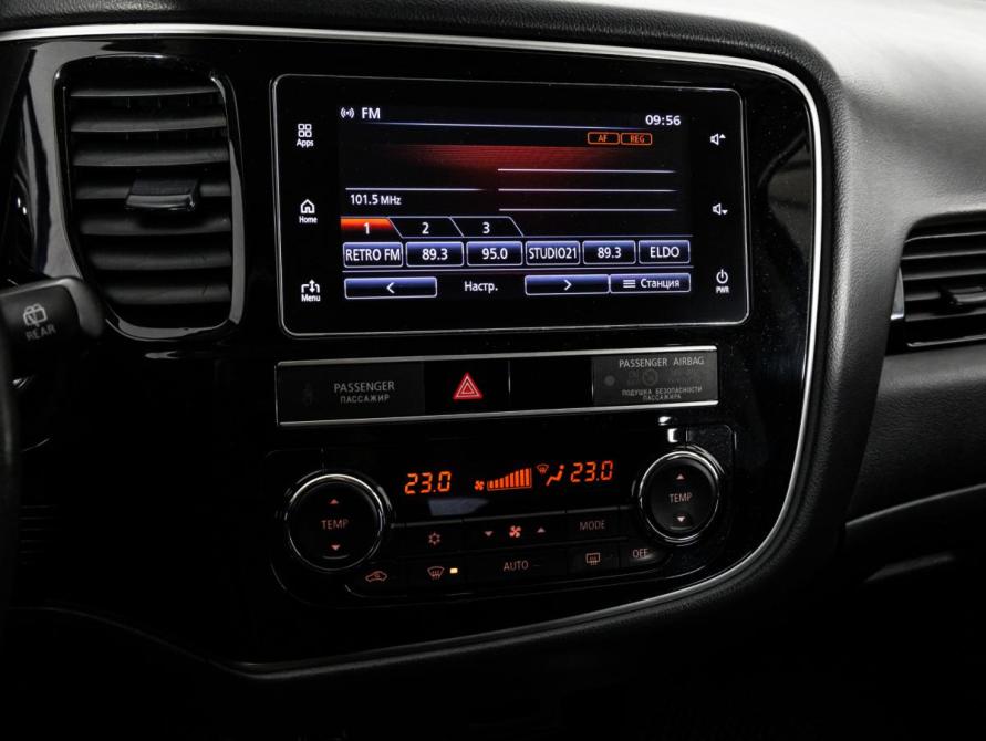 Mitsubishi Outlander III Рестайлинг 3 Санкт-Петербург  - изображение 15