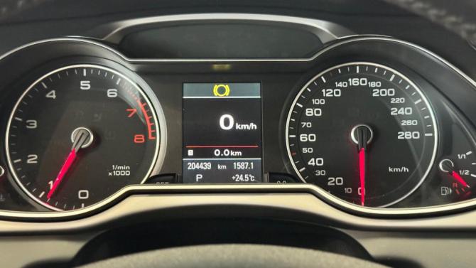 Audi A4 IV (B8) Рестайлинг с пробегом 2013 года, цена 1 240 000 рублей, 204439 км, седан, Автокод Объявления
