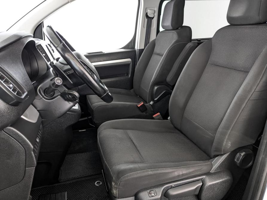 Opel Zafira Life I Москва  - изображение 20