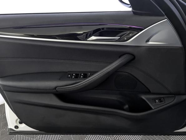 BMW 5 серии VII (G30/G31/G38) с пробегом 2020 года, цена 3 350 000 рублей, 104500 км, седан, Автокод Объявления