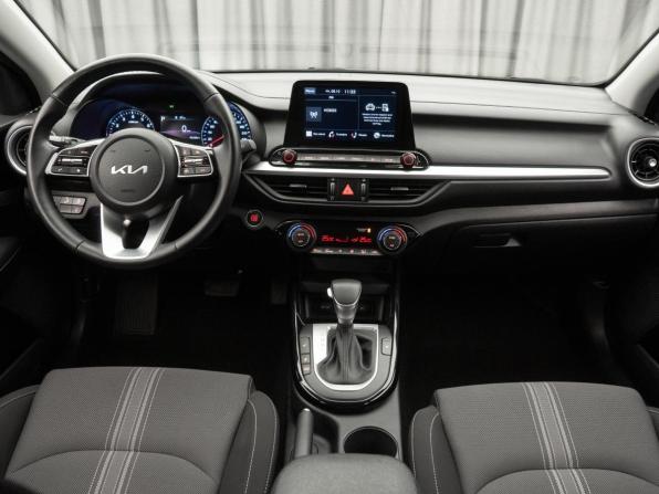 Kia Cerato IV Рестайлинг с пробегом 2022 года, цена 2 490 000 рублей, 41427 км, седан, Автокод Объявления