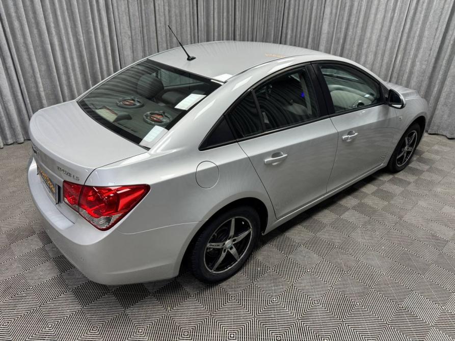 Chevrolet Cruze I Стерлитамак  - изображение 17
