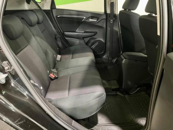 Honda Fit III Рестайлинг с пробегом 2018 года, цена 985 000 рублей, 104295 км, хэтчбек, Автокод Объявления