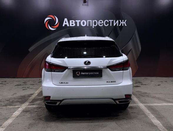 Lexus RX IV Рестайлинг с пробегом 2021 года, цена 4 640 000 рублей, 154377 км, внедорожник, Автокод Объявления