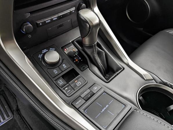 Lexus NX I с пробегом 2016 года, цена 2 850 000 рублей, 126271 км, внедорожник, Автокод Объявления
