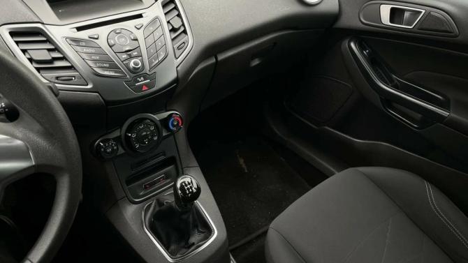 Ford Fiesta Mk6 Рестайлинг с пробегом 2015 года, цена 769 000 рублей, 202000 км, седан, Автокод Объявления
