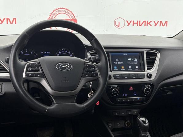 Hyundai Solaris II с пробегом 2019 года, цена 1 139 000 рублей, 136017 км, седан, Автокод Объявления