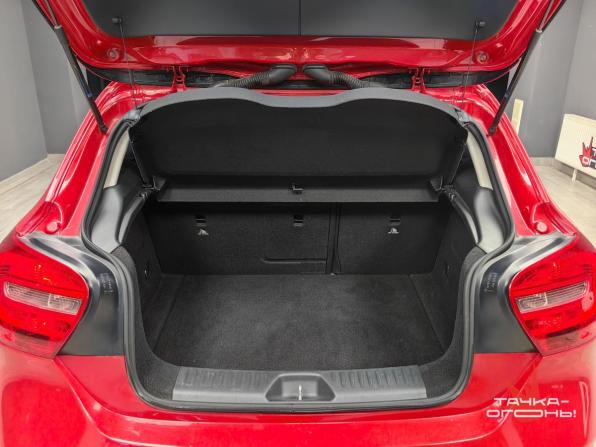 Mercedes-Benz A-Класс III (W176) с пробегом 2013 года, цена 1 068 000 рублей, 223000 км, хэтчбек, Автокод Объявления