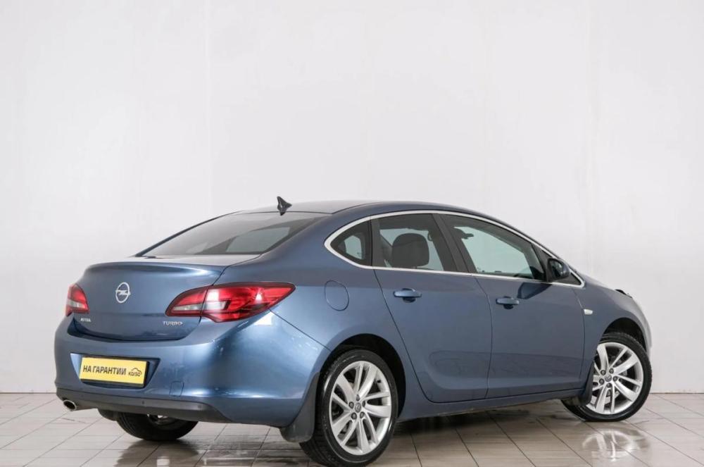 Opel Astra J Рестайлинг Красноярск  - изображение 7