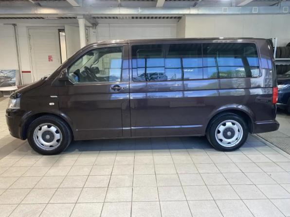 Volkswagen Multivan T5 Рестайлинг с пробегом 2010 года, цена 2 149 000 рублей, 371113 км, минивэн, Автокод Объявления