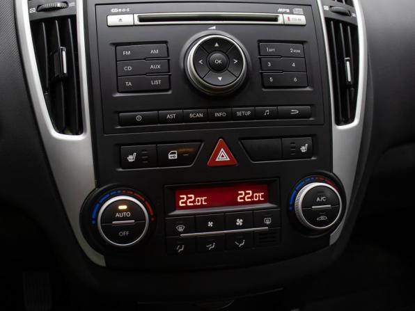 Kia Ceed I Рестайлинг с пробегом 2010 года, цена 837 000 рублей, 177000 км, хэтчбек, Автокод Объявления
