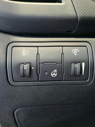 Hyundai Solaris I Рестайлинг с пробегом 2015 года, цена 1 299 000 рублей, 63000 км, хэтчбек, Автокод Объявления