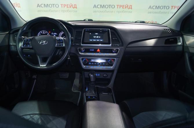 Hyundai Sonata VII (LF) Рестайлинг с пробегом 2017 года, цена 1 739 000 рублей, 104000 км, седан, Автокод Объявления