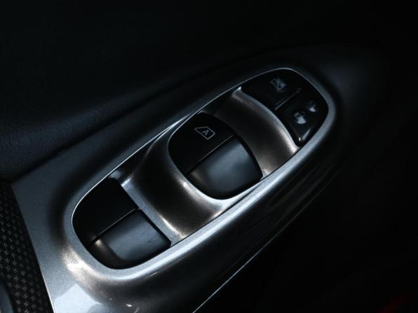 Nissan Juke I с пробегом 2014 года, цена 1 050 000 рублей, 107663 км, внедорожник, Автокод Объявления