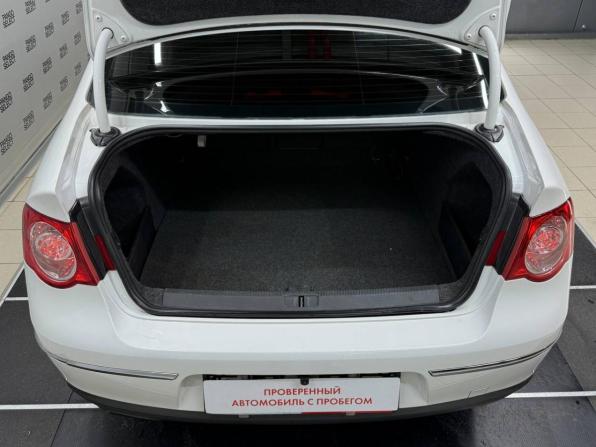 Volkswagen Passat B6 с пробегом 2008 года, цена 735 000 рублей, 216925 км, седан, Автокод Объявления